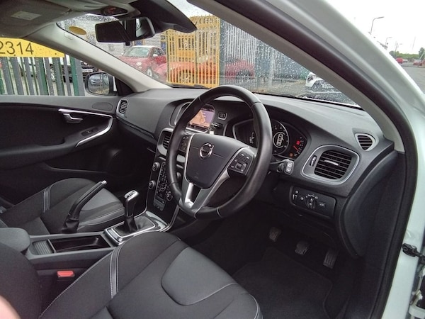 Used Volvo V40 2019 for sale - 74756799: Photo 20