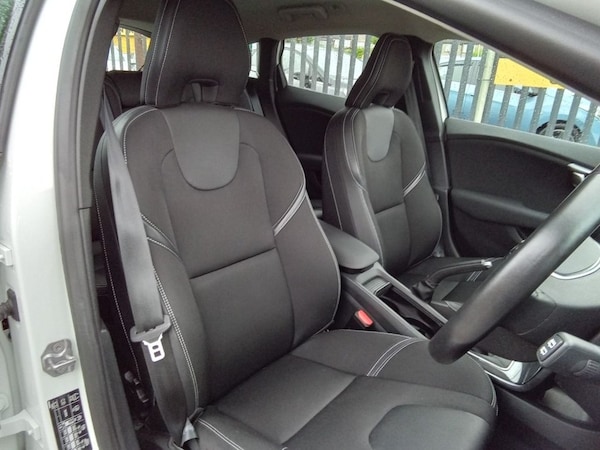 Used Volvo V40 2019 for sale - 74756799: Photo 24