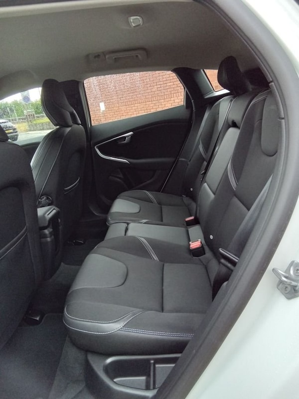 Used Volvo V40 2019 for sale - 74756799: Photo 27