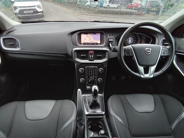 Used Volvo V40 2019 for sale - 74756799: Photo 3