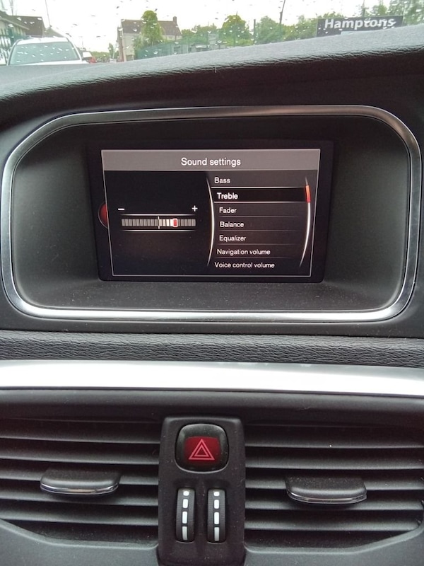 Used Volvo V40 2019 for sale - 74756799: Photo 43