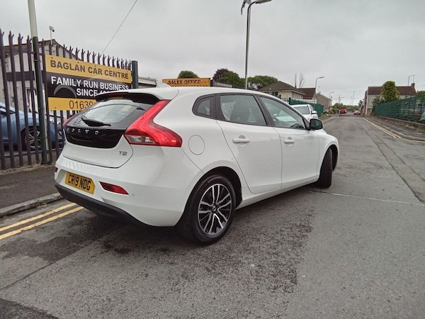 Used Volvo V40 2019 for sale - 74756799: Photo 7