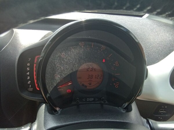 Used Toyota AYGO 2018 for sale - 75346787: Photo 30