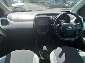 Used Toyota AYGO 2018 for sale - 75346787: Photo
