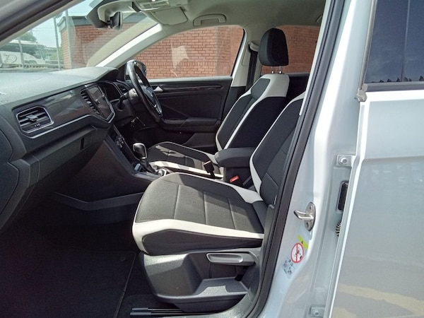 Used Volkswagen T-Roc 2019 for sale - 75135249: Photo 24