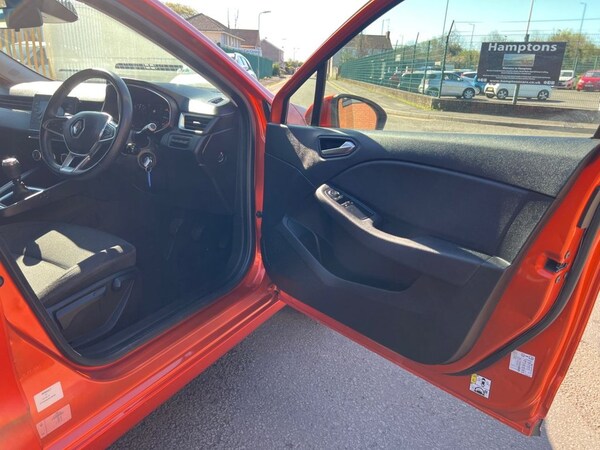 Used Renault Clio 2020 for sale - 74296203: Photo 12