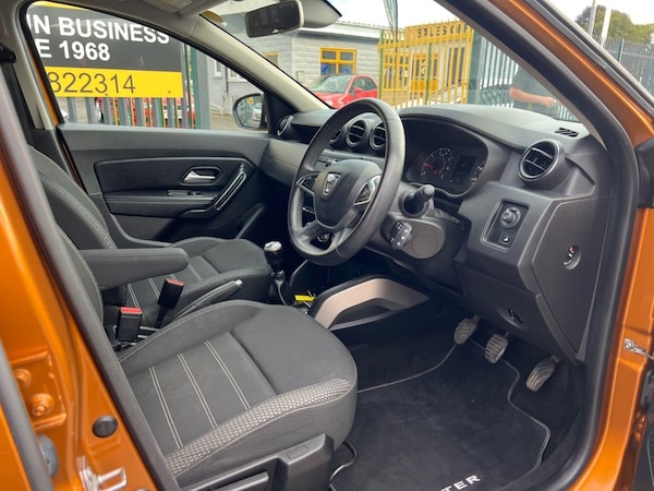 Used Dacia Duster 2018 for sale - 76132301: Photo 24