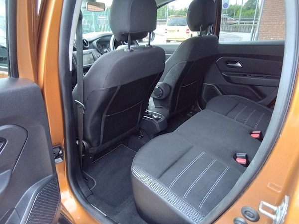 Used Dacia Duster 2018 for sale - 76132301: Photo 33