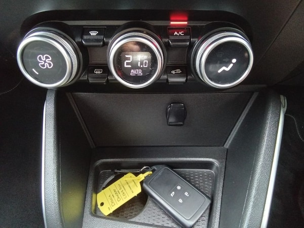 Used Dacia Duster 2018 for sale - 76132301: Photo 47