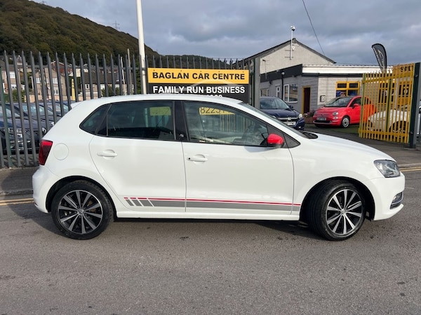 Used Volkswagen Polo 2017 for sale - 76163337: Photo 2