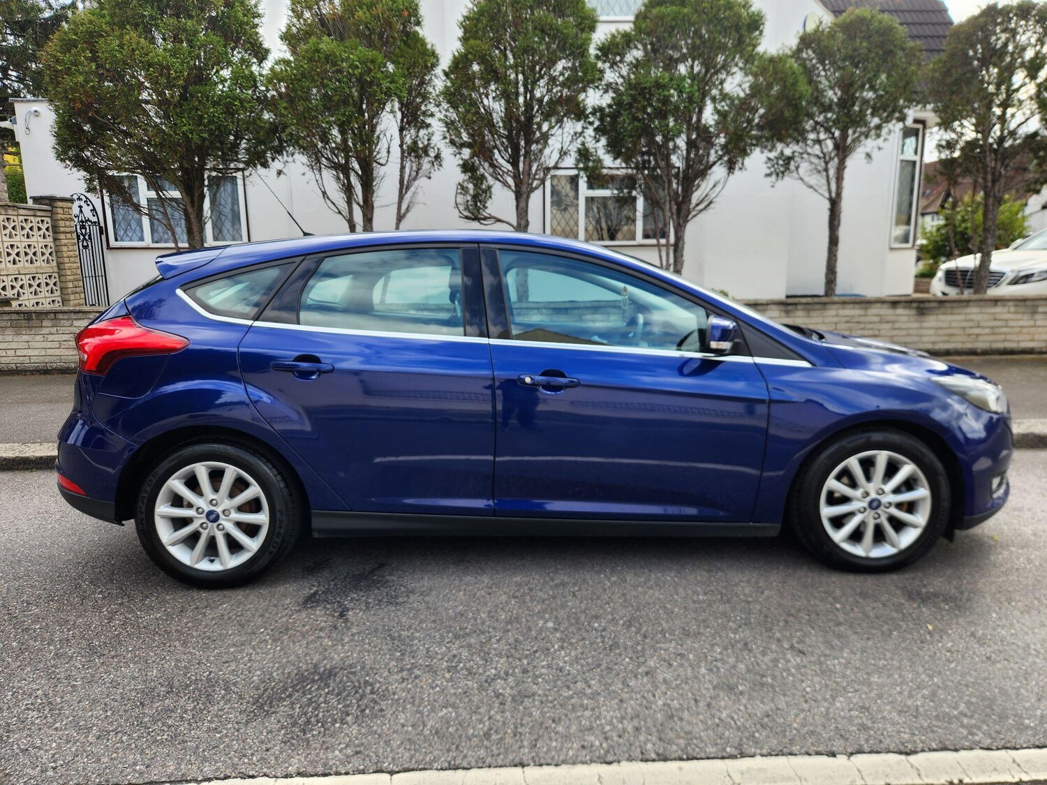 Used Ford Focus 2015 for sale - 76179645: Photo 3