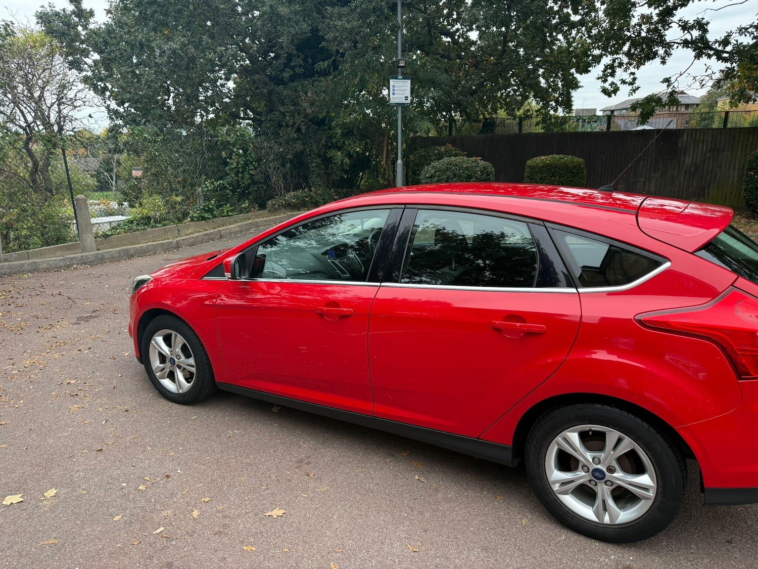 Used Ford Focus 2012 for sale - 77030033: Photo 2