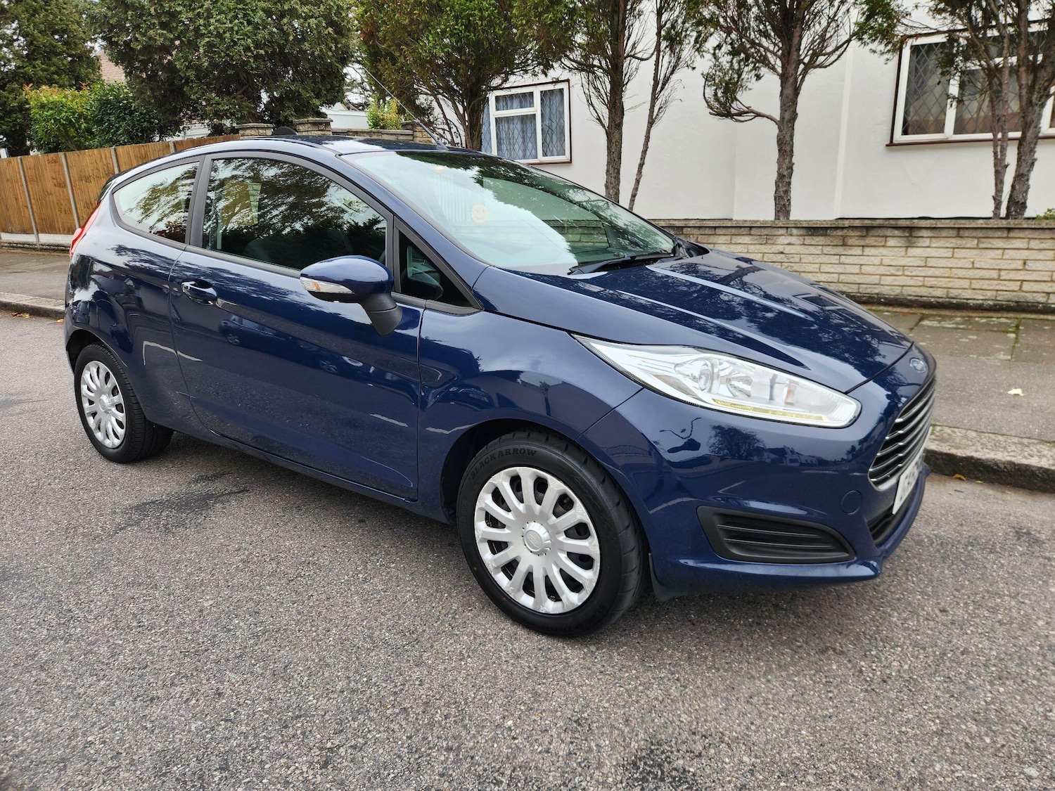 Used Ford Fiesta 2015 for sale - 76398978: Photo 1