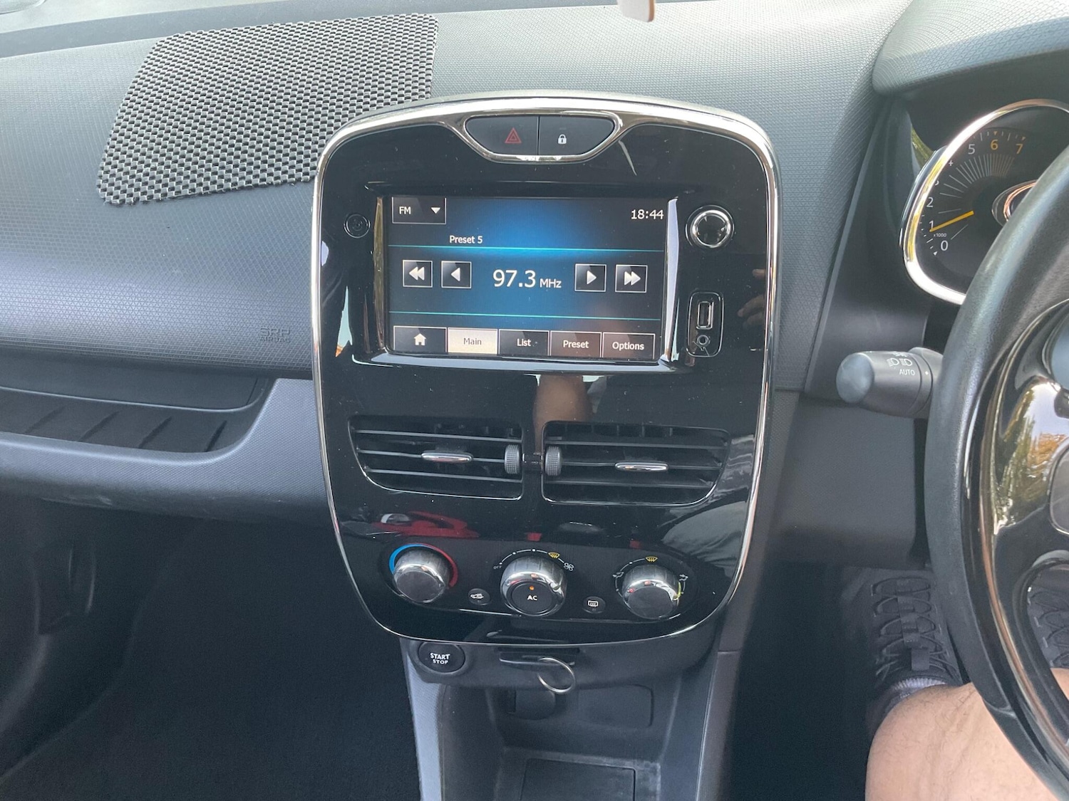 Vehicle 22