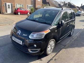 Used Citroen C3 Picasso 2012 for sale - 77670768: Photo