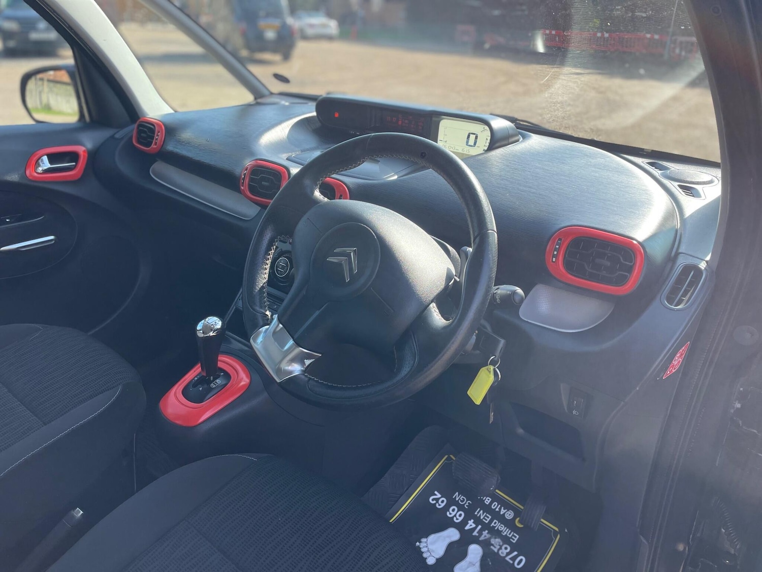 Used Citroen C3 Picasso 2012 for sale - 77670768: Photo 21