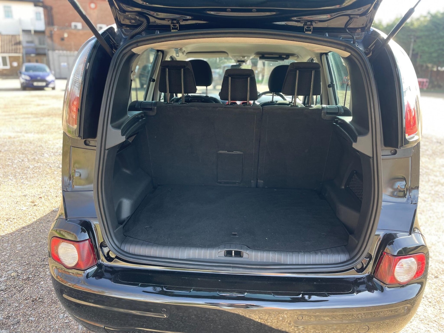 Used Citroen C3 Picasso 2012 for sale - 77670768: Photo 9