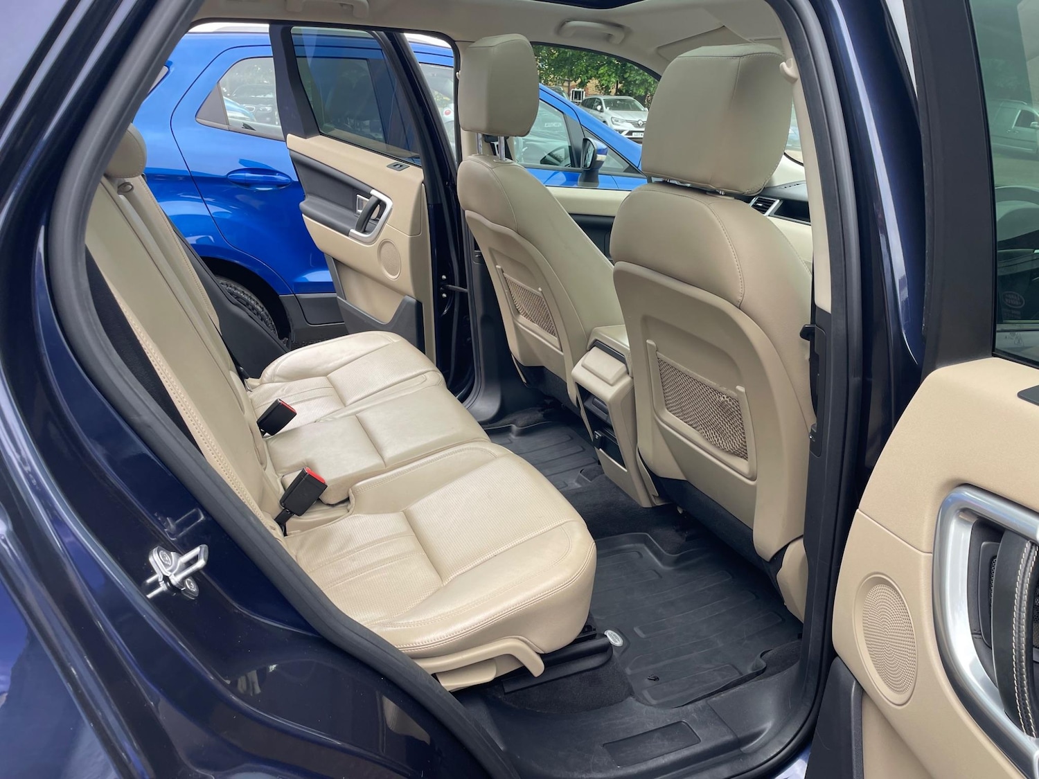 Used Land Rover Discovery Sport 2016 for sale - 76389284: Photo 15