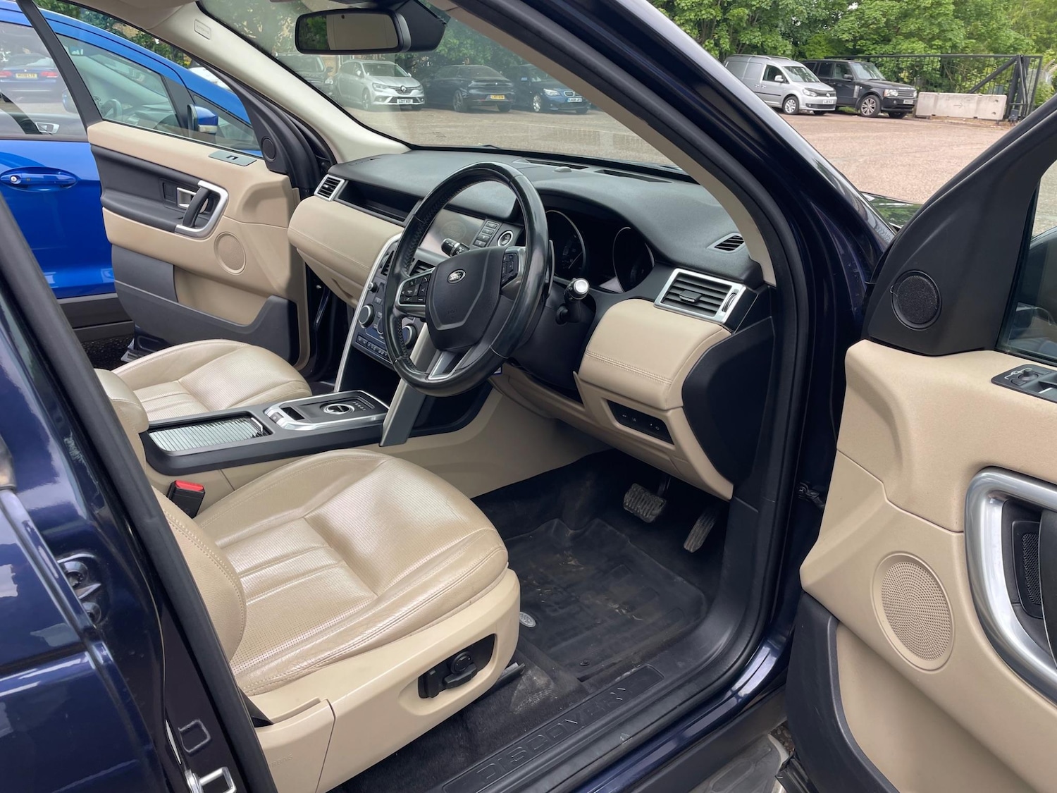 Used Land Rover Discovery Sport 2016 for sale - 76389284: Photo 21