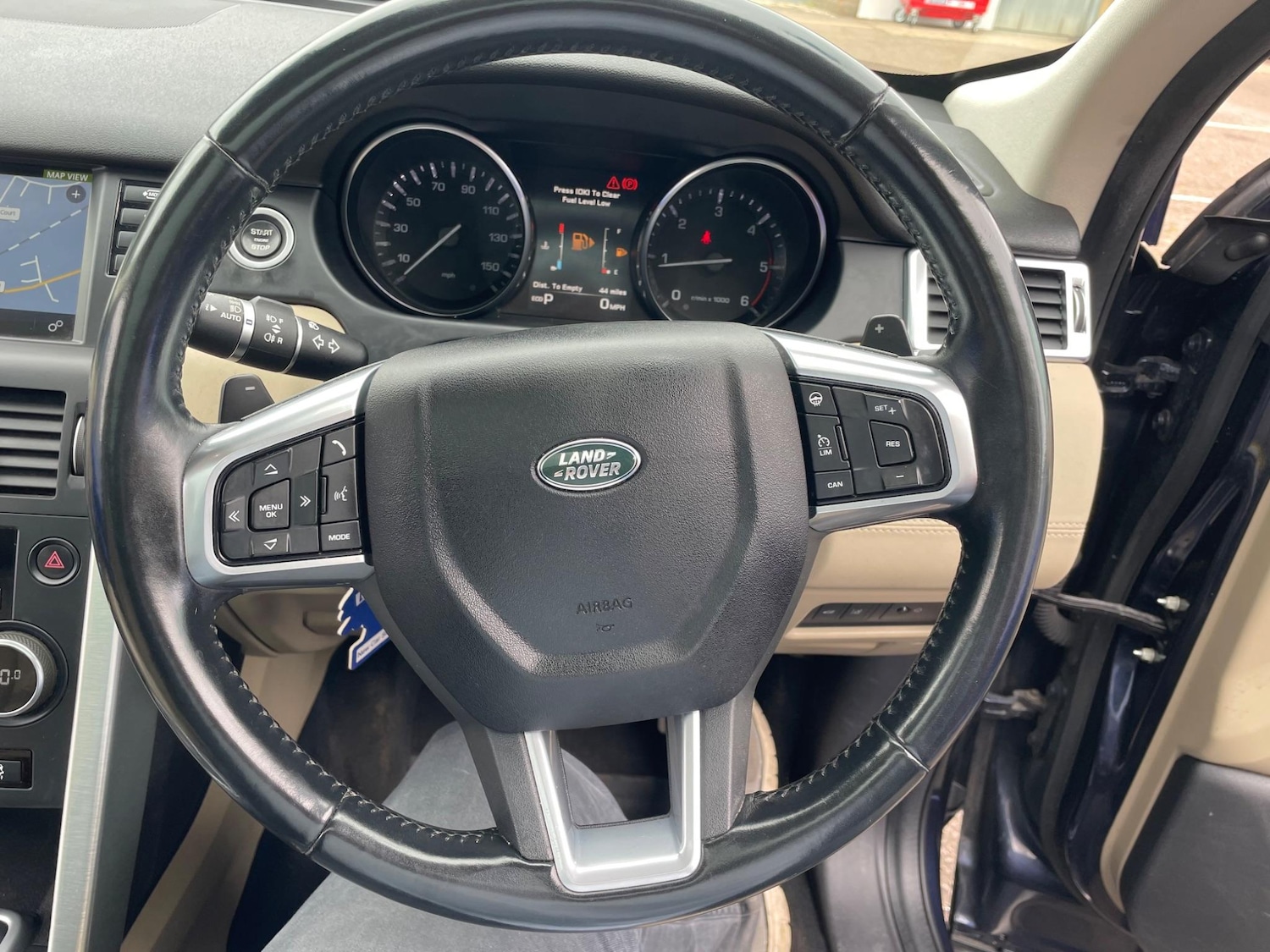 Used Land Rover Discovery Sport 2016 for sale - 76389284: Photo 22