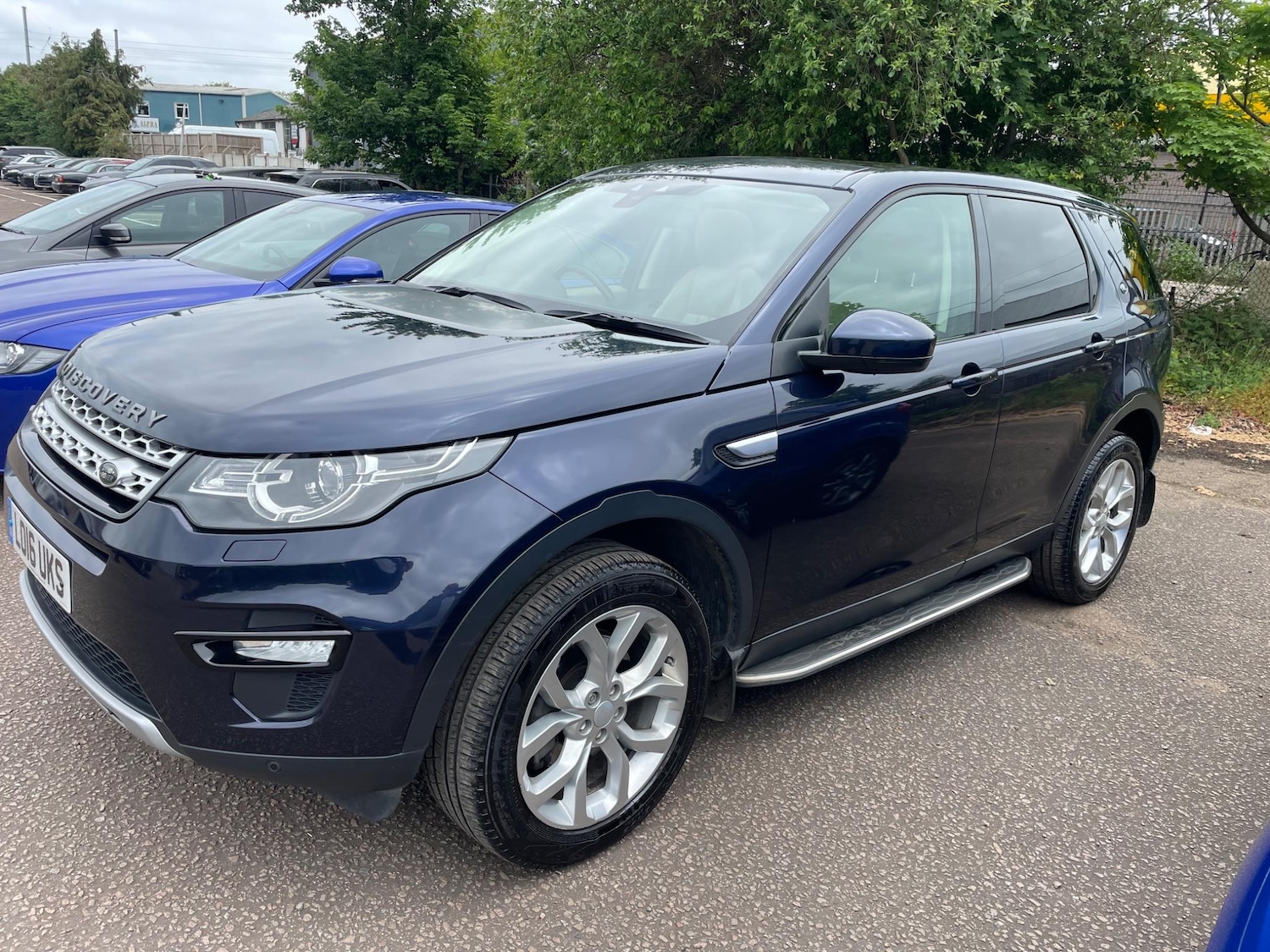 Used Land Rover Discovery Sport 2016 for sale - 76389284: Photo 4