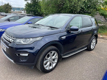 Used Land Rover Discovery Sport 2016 for sale - 76389284: Photo