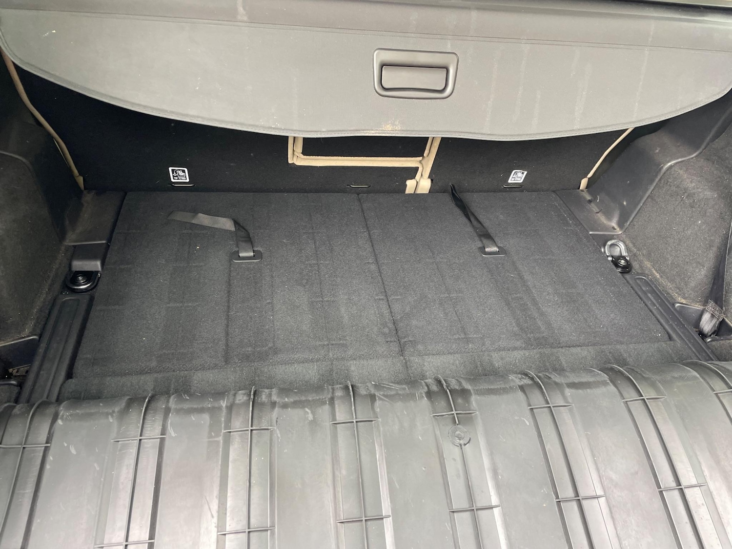 Used Land Rover Discovery Sport 2016 for sale - 76389284: Photo 8