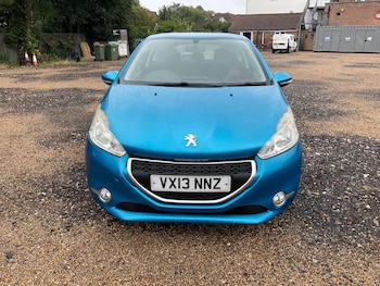 Used Peugeot 208 2013 for sale - 75319071: Photo