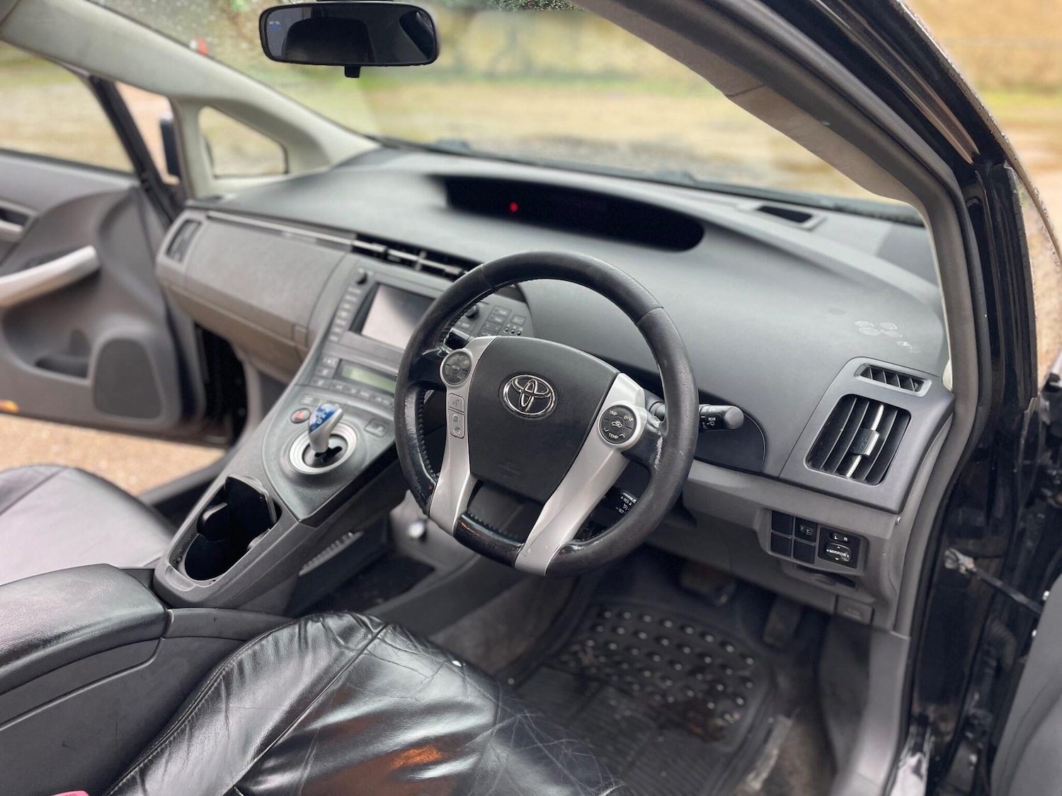 Used Toyota Prius 2011 for sale - 77278547: Photo 13