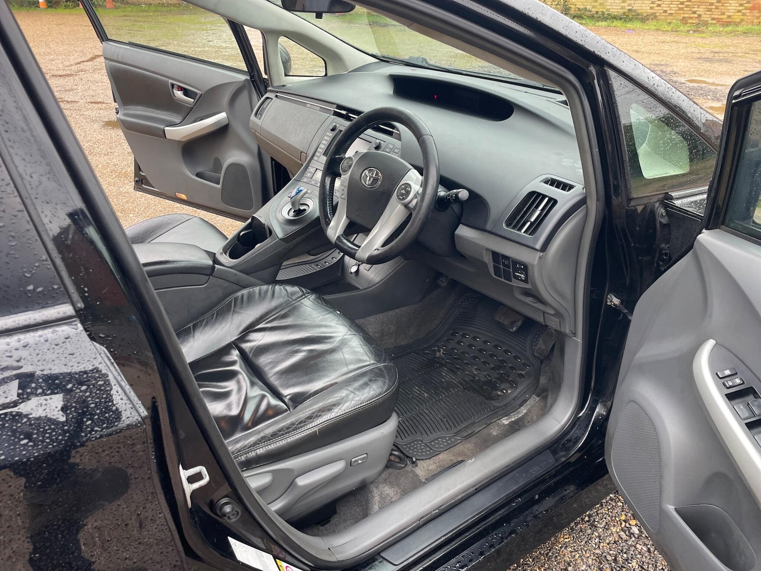 Used Toyota Prius 2011 for sale - 77278547: Photo 14