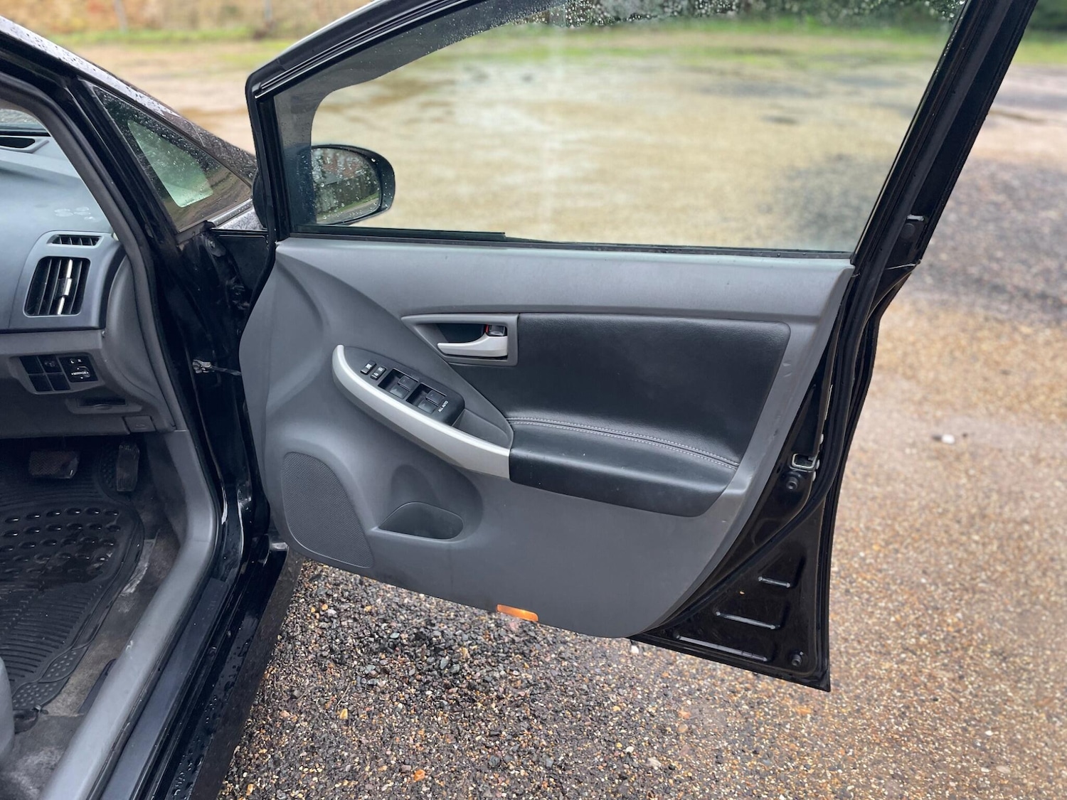 Used Toyota Prius 2011 for sale - 77278547: Photo 18