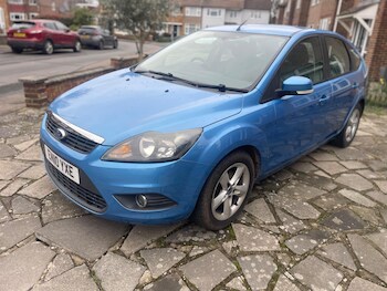 Used Ford Focus 2010 for sale - 77695861: Photo