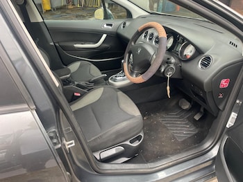 Used Peugeot 308 2010 for sale - 78184784: Photo