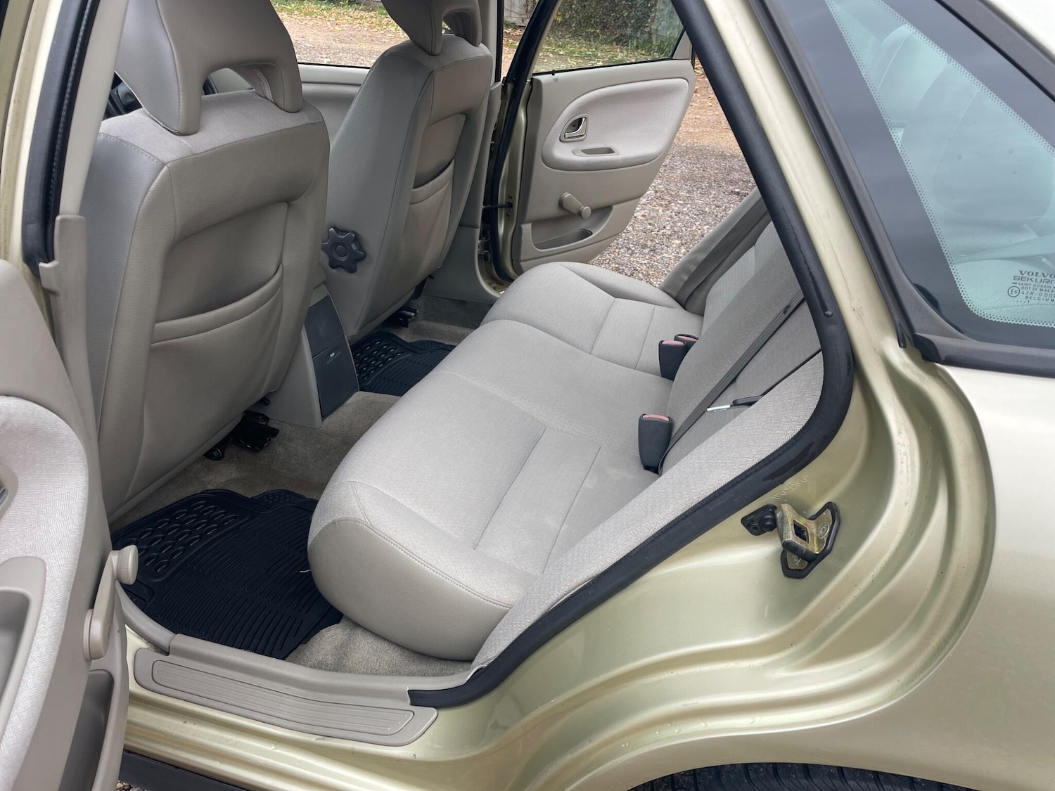 Used Volvo S40 2001 for sale - 76608418: Photo 12