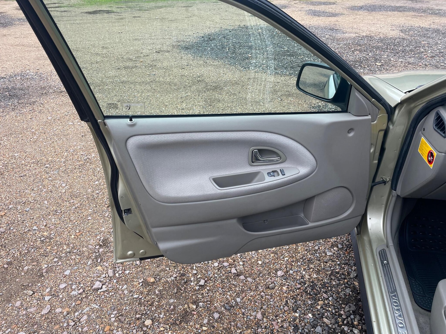 Used Volvo S40 2001 for sale - 76608418: Photo 21