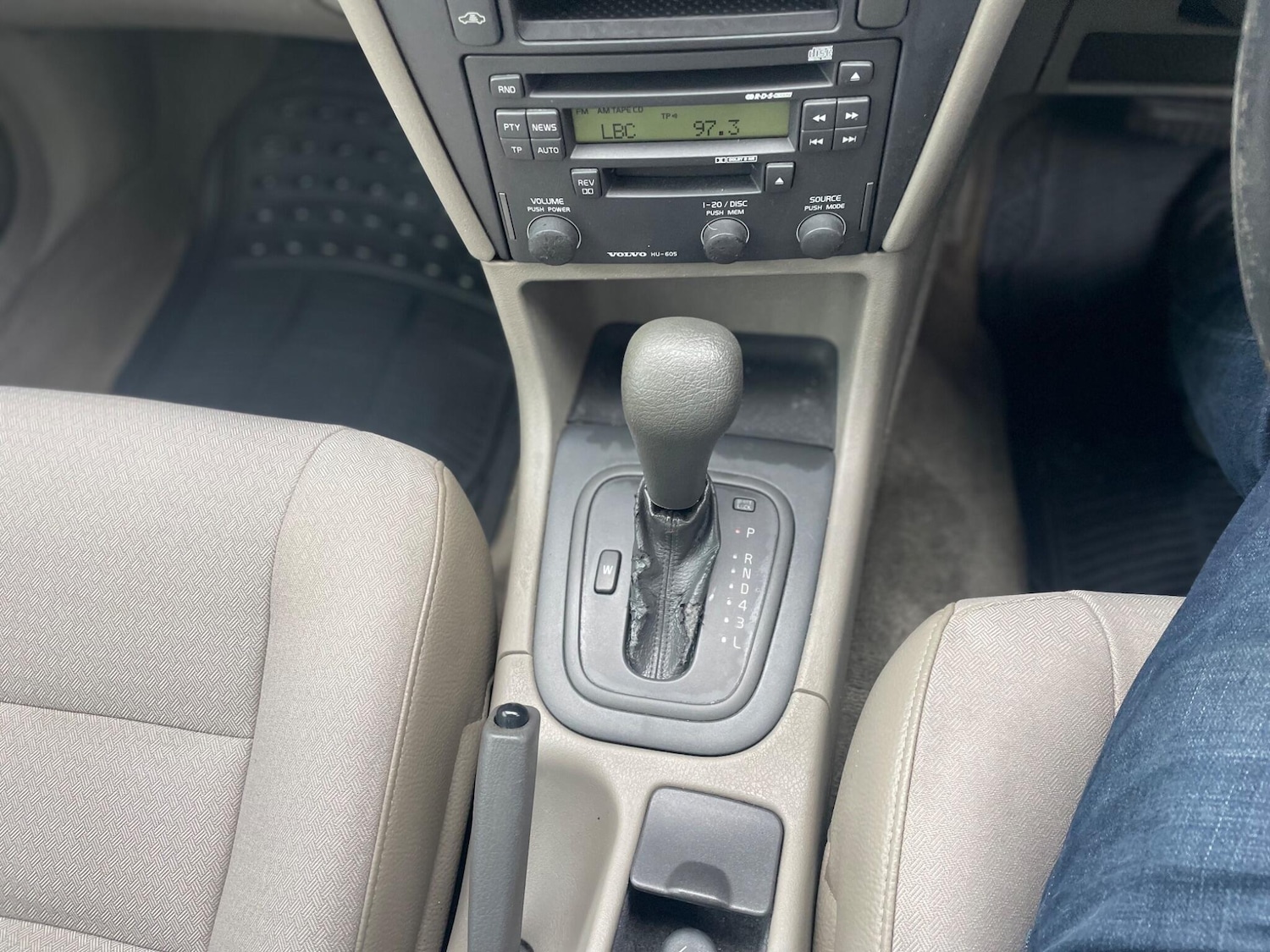 Used Volvo S40 2001 for sale - 76608418: Photo 25