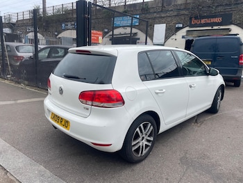 Used Volkswagen Golf 2009 for sale - 78101265: Photo