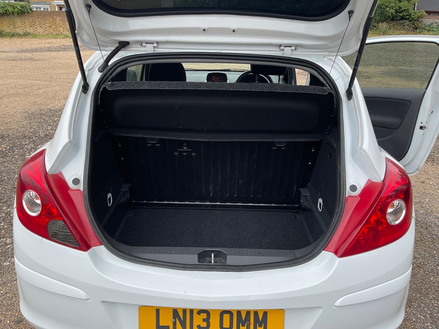 Used Vauxhall Corsa for sale - 76701851: Photo 8