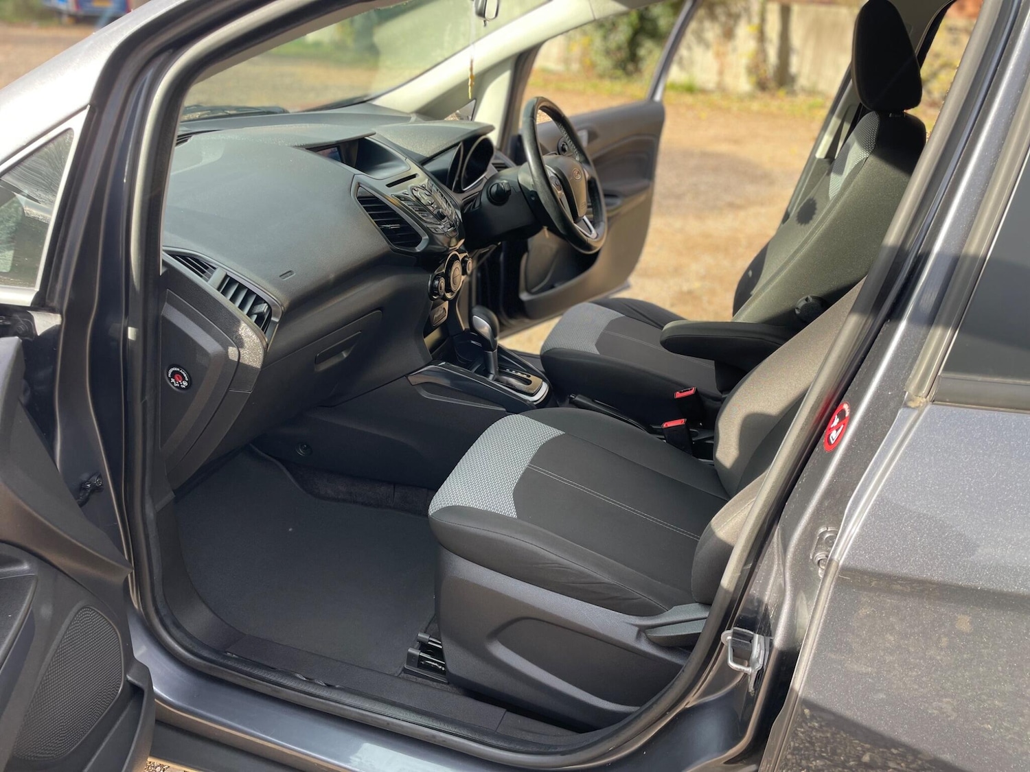 Used Ford Ecosport 2017 for sale - 76499987: Photo 16