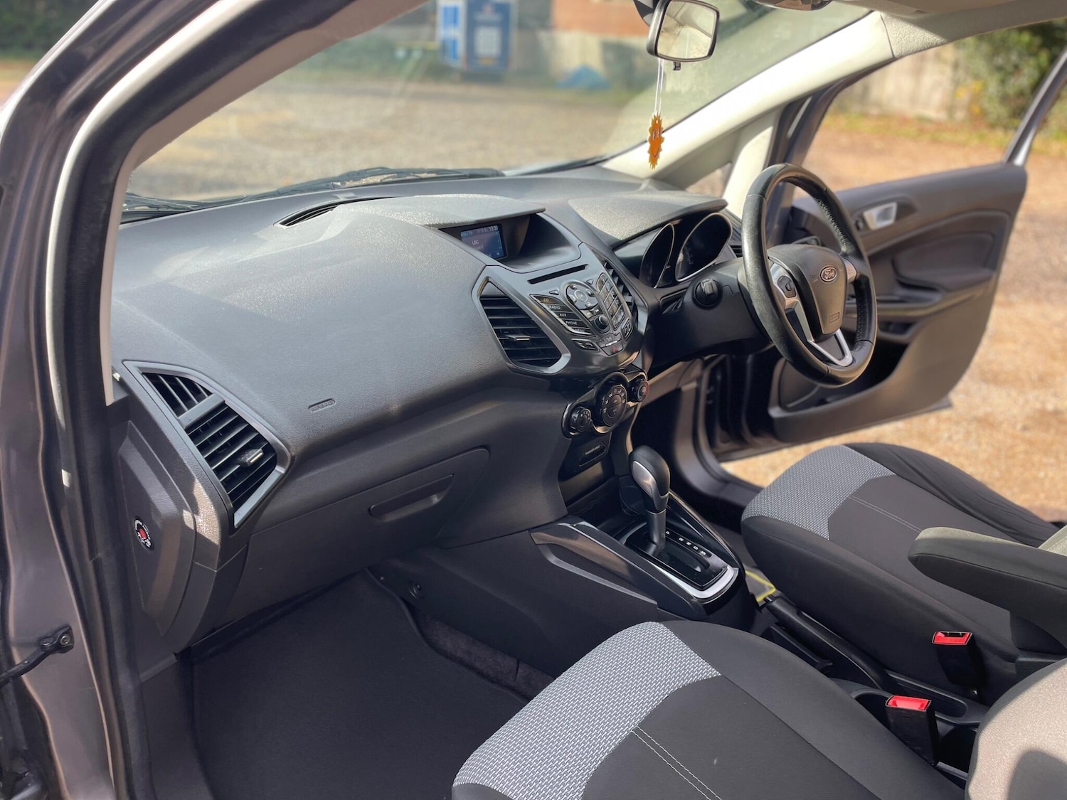 Used Ford Ecosport 2017 for sale - 76499987: Photo 17