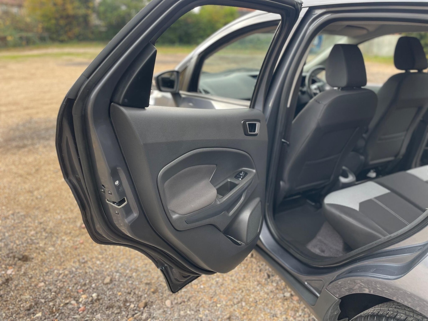 Used Ford Ecosport 2017 for sale - 76499987: Photo 6