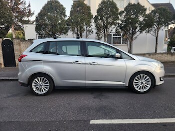 Used Ford Grand C-Max 2016 for sale - 78361556: Photo