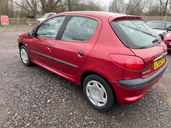 Used Peugeot 206 2002 for sale - 78019069: Photo