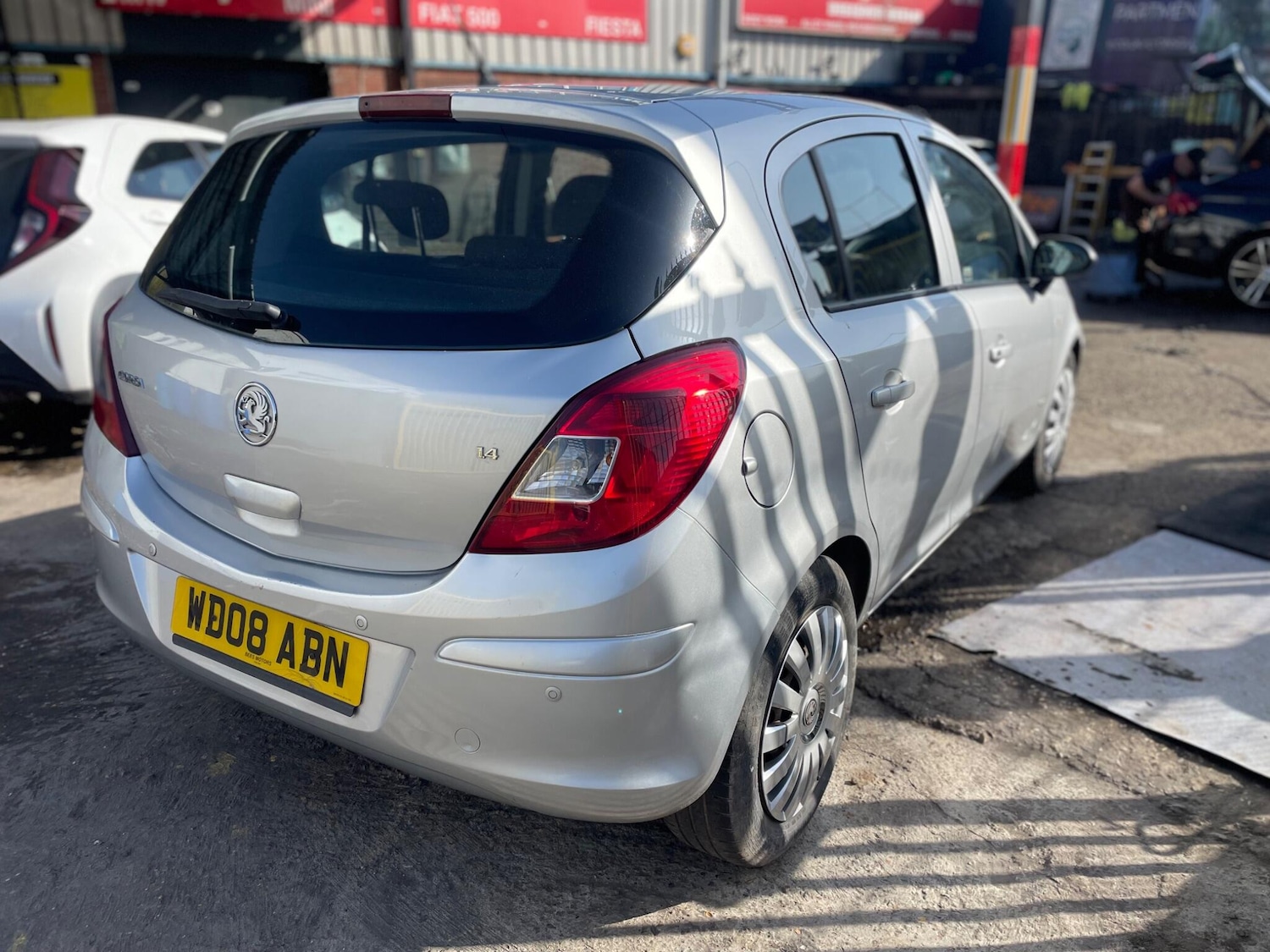 Used Vauxhall Corsa for sale - 77769679: Photo 2