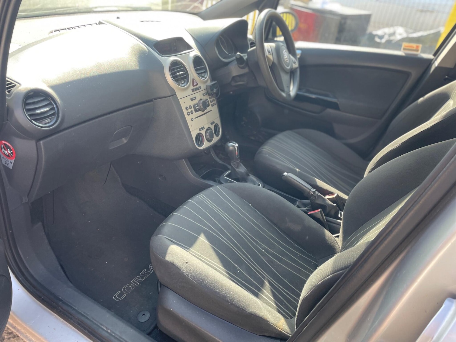 Used Vauxhall Corsa for sale - 77769679: Photo 3