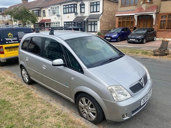 2005 (55) - 1.6i 16v Active Easytronic 5dr (a/c)