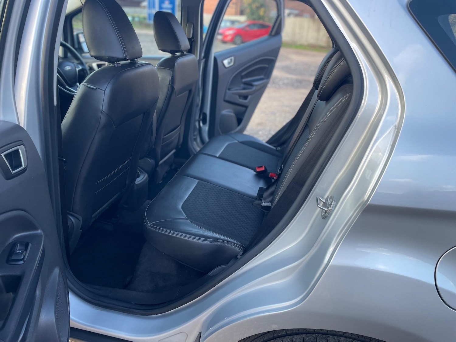 Used Ford Ecosport 2017 for sale - 76899428: Photo 12