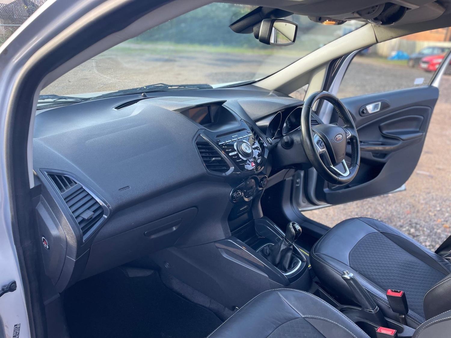 Used Ford Ecosport 2017 for sale - 76899428: Photo 17