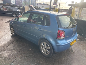 Used Volkswagen Polo 2008 for sale - 76855639: Photo