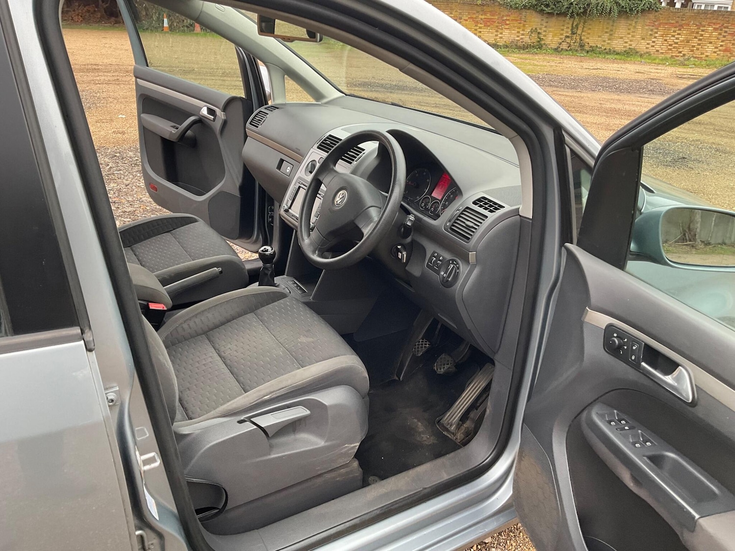 Used Volkswagen Touran 2008 for sale - 76976722: Photo 19